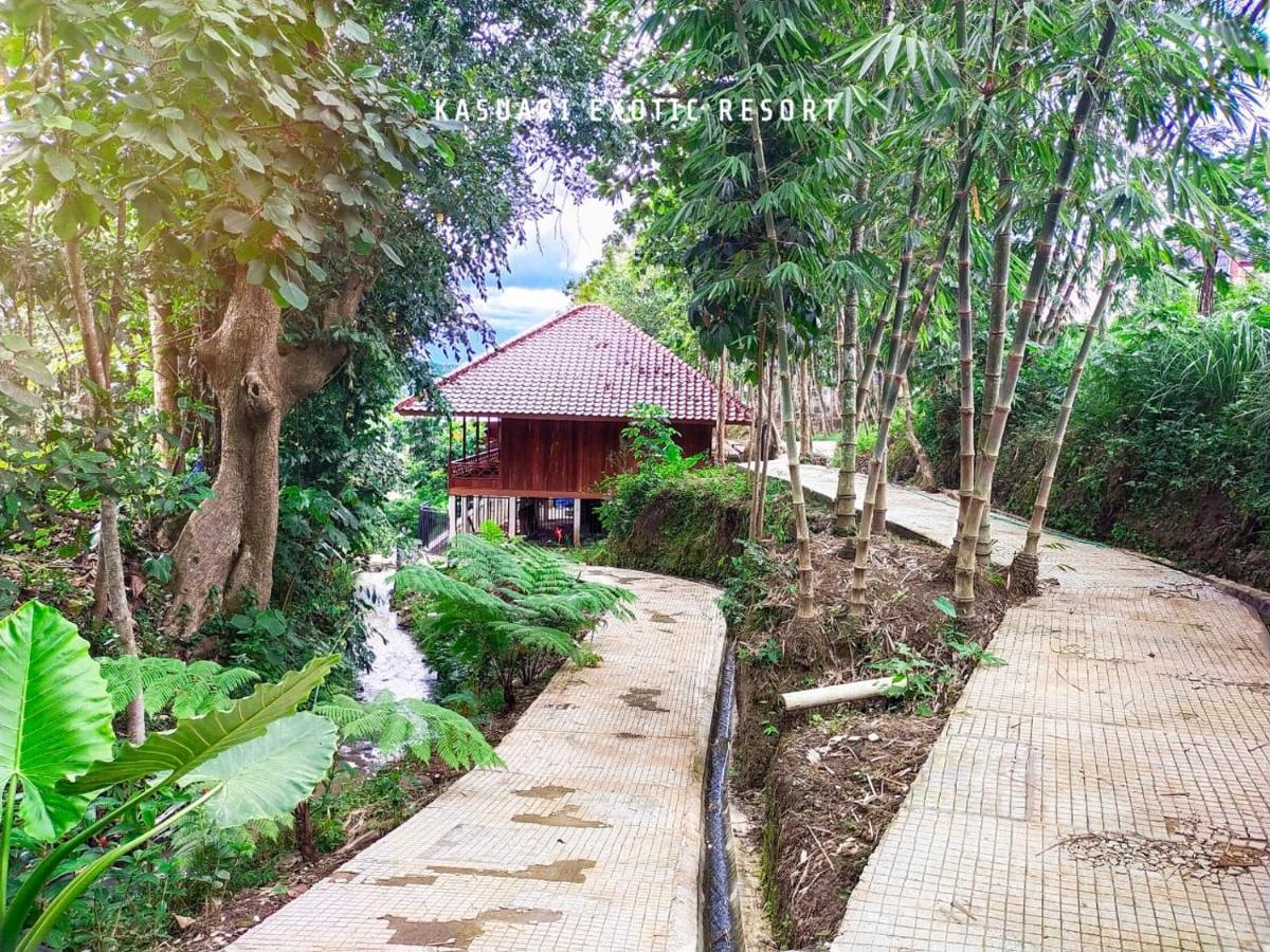 Kasuari Exotic Resort 마겔랑 외부 사진