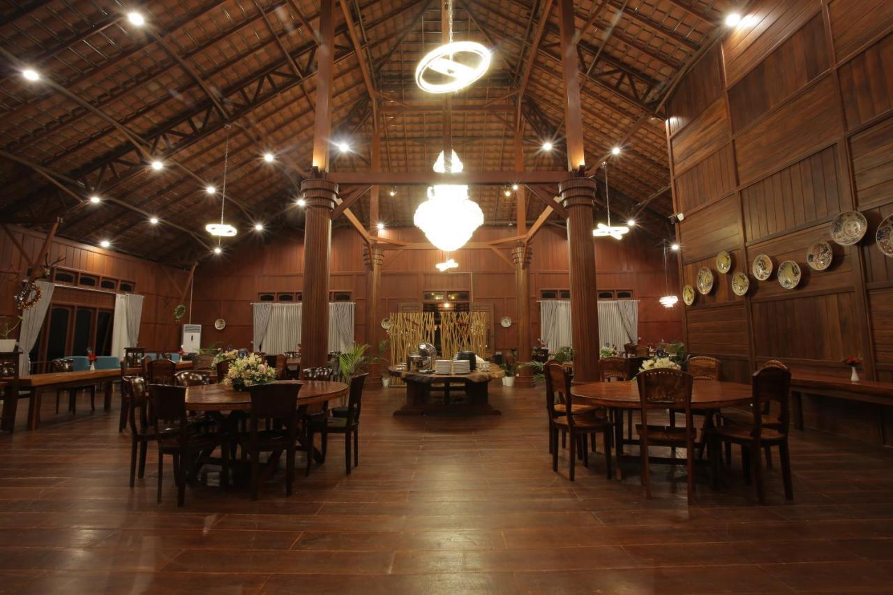 Kasuari Exotic Resort 마겔랑 외부 사진