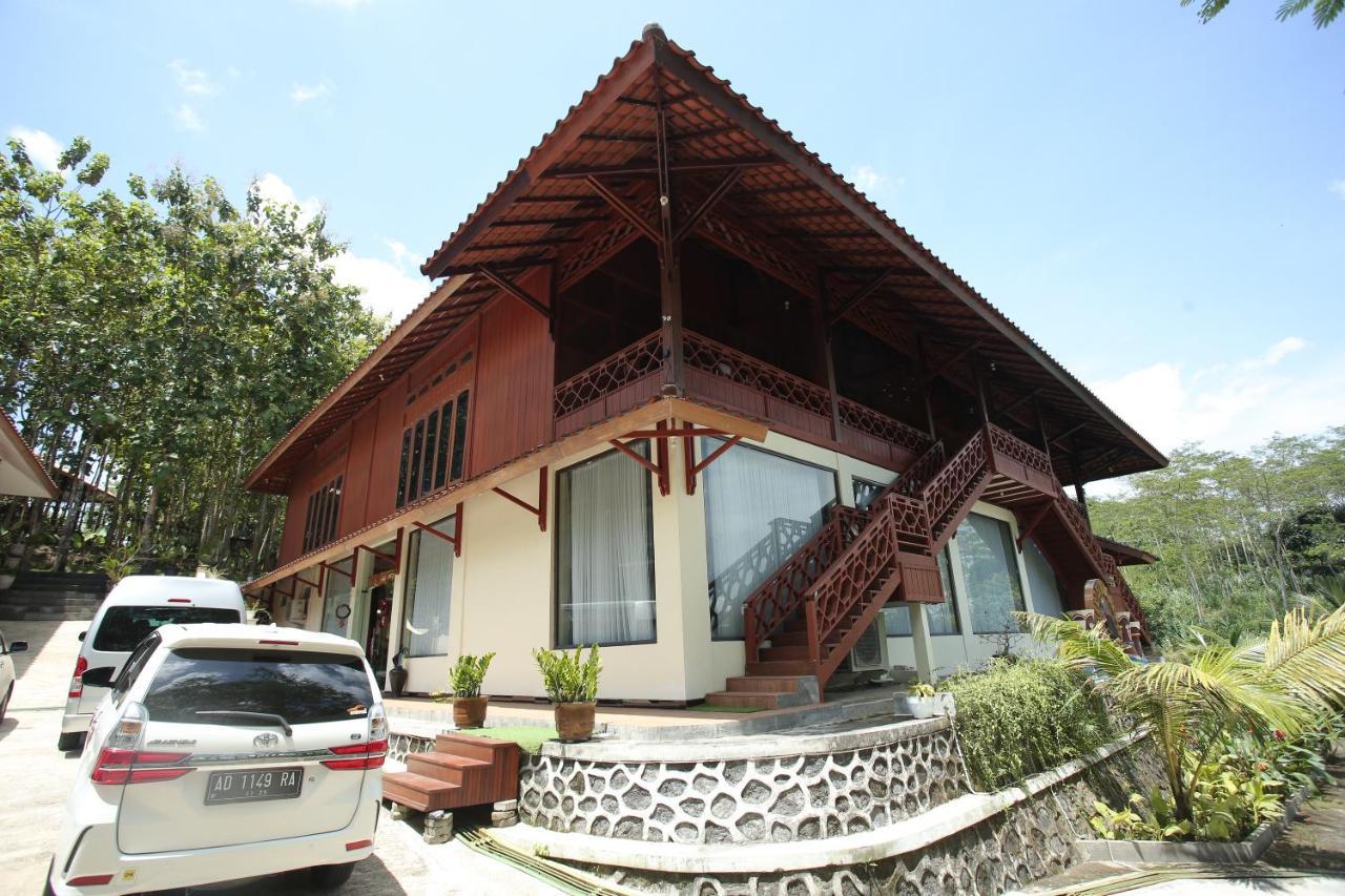 Kasuari Exotic Resort 마겔랑 외부 사진